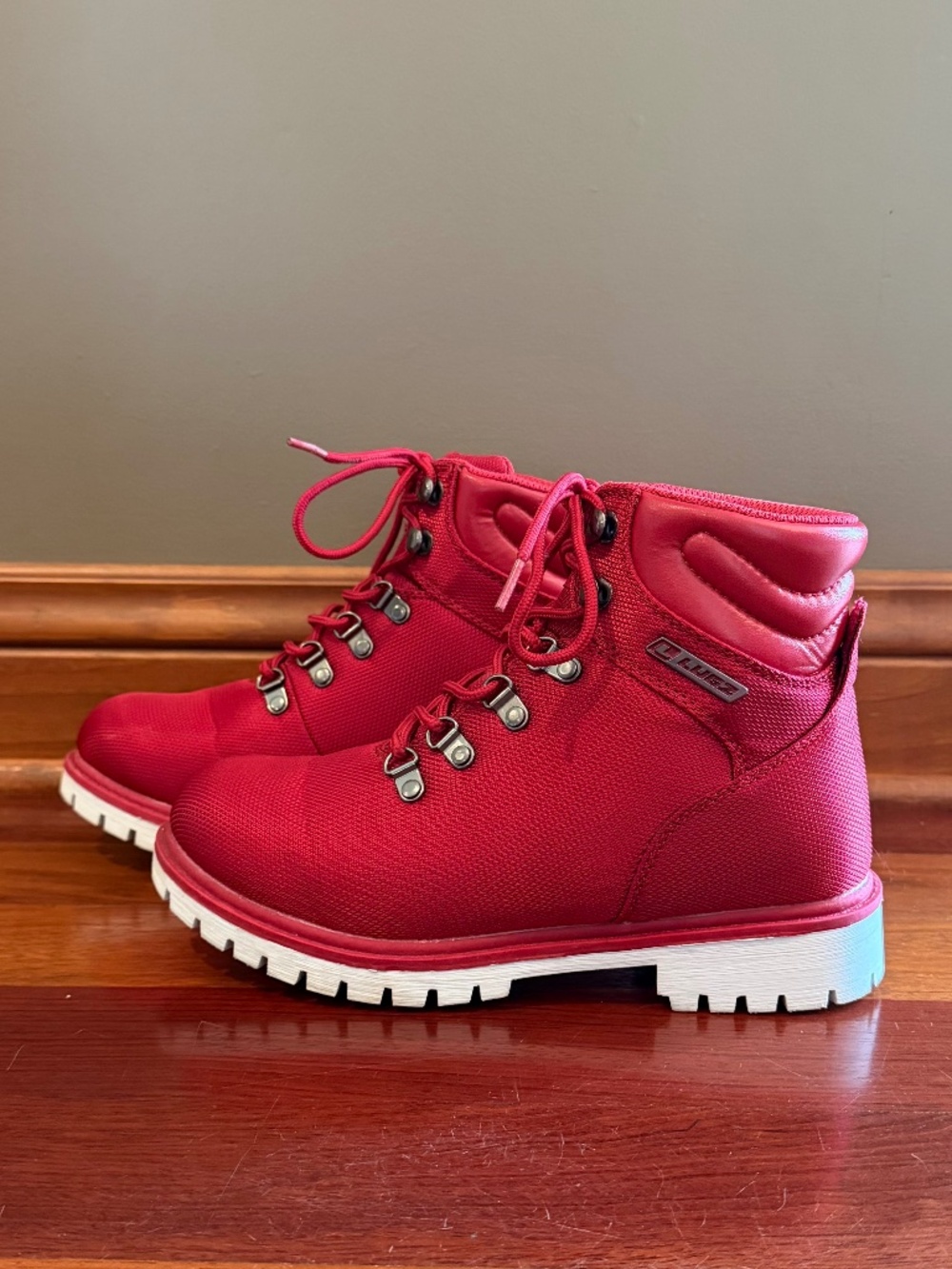 Lugs Women's Grotto II boots Mars Red/White color way, Lace-Up, Combat Size 8
